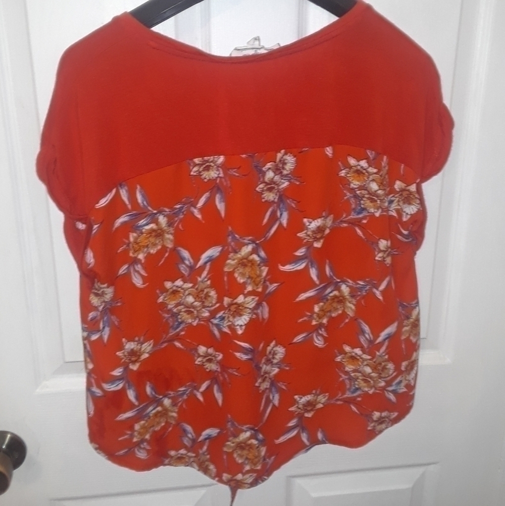 𝅺hippie Rose floral top with front tie size xL - Picture 6 of 8